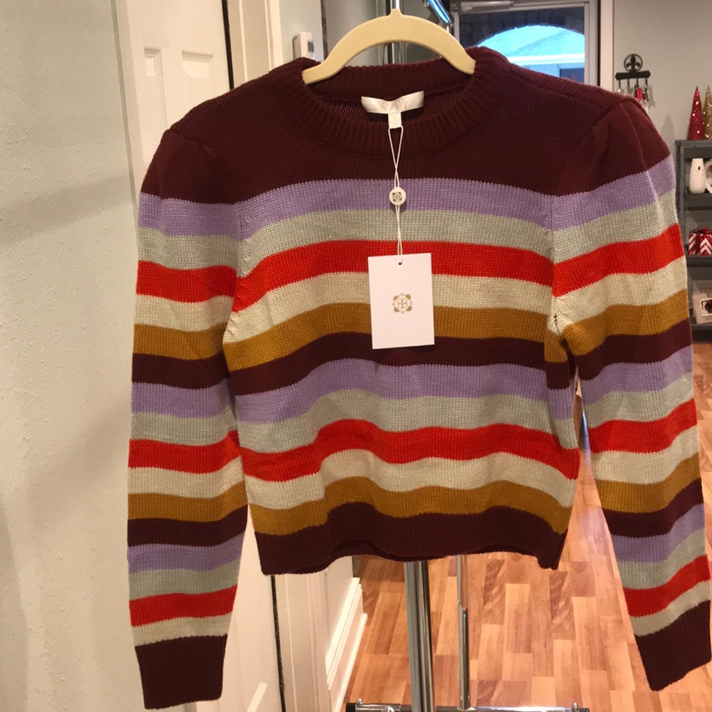 Stripped crop top sweater